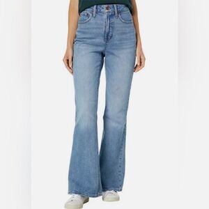 MADEWELL NF377 THE PERFECT VINTAGE-FLARE-JEANS IN  DELAVAN WASH 26